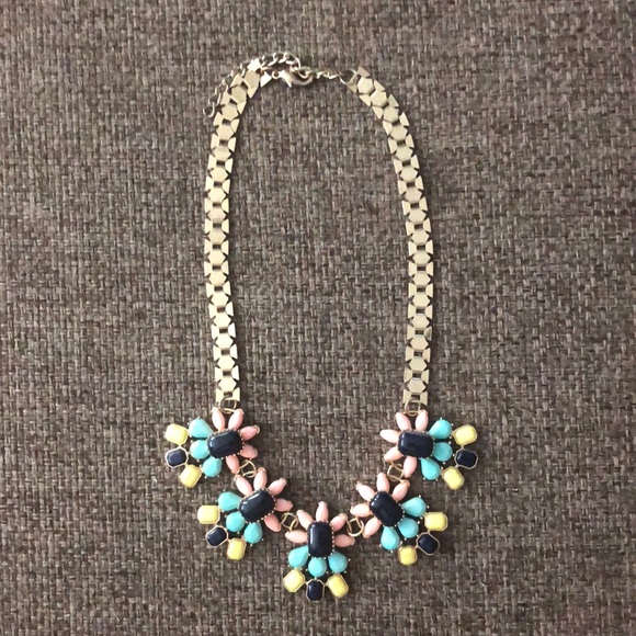 Statement Necklace - Picture 1 of 2